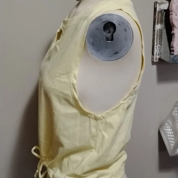 Daybreak top NWT - Picture 2 of 9